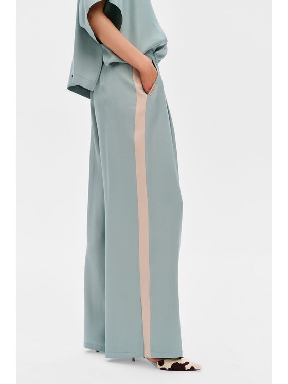 blue shadow blue shadow Spodnie damskie Kasjo Zielony Regular Fit