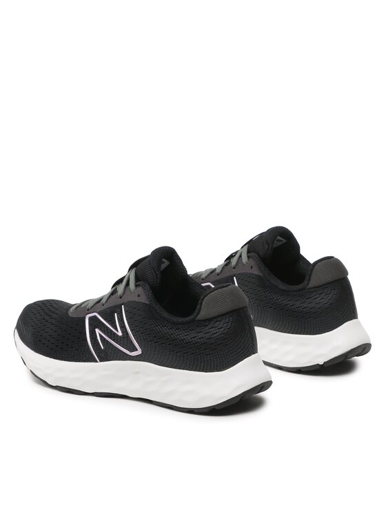 New Balance New Balance Běžecké boty Fresh Foam 520 v8 W520LB8 Černá