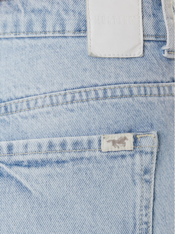 Mustang Mustang Jeans Charlotte 1016196 Celeste Mom Fit