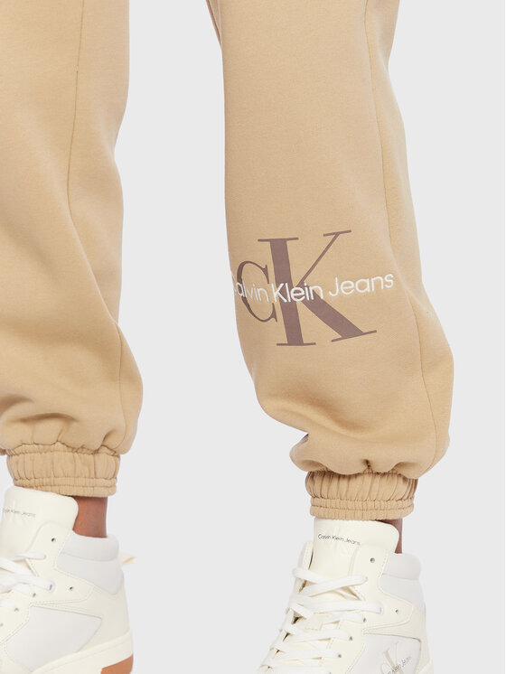 Calvin Klein Jeans Calvin Klein Jeans Pantaloni da tuta J20J220265 Beige Relaxed Fit