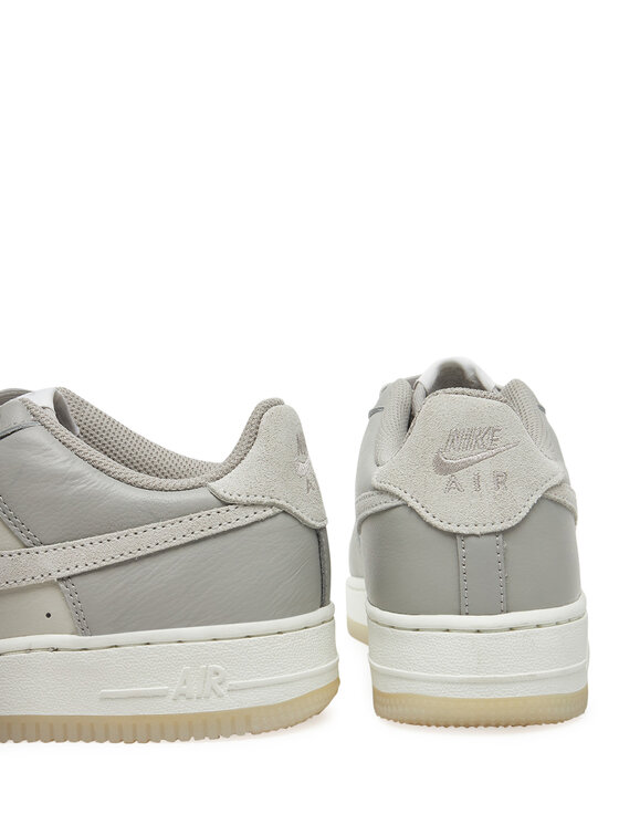 Nike Nike Tenisice Air Force 1 Lw8 5 (GS) HF5349 001 Siva