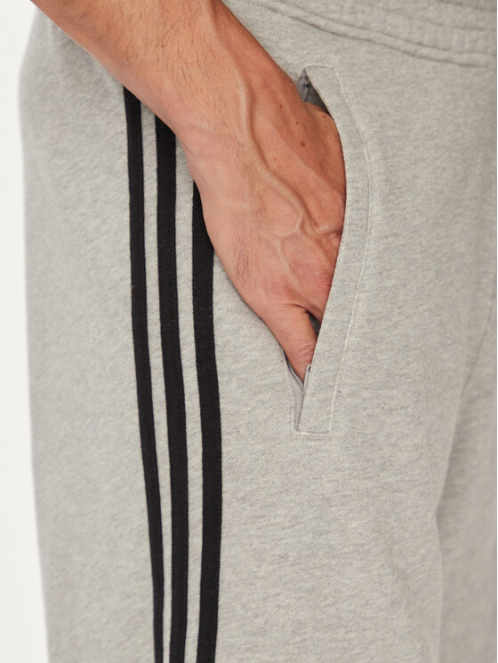 adidas adidas Sportovní kraťasy adicolor 3-Stripes JY1381 Šedá Regular Fit