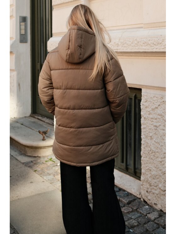 TeeShoppen TeeShoppen Kurtka outdoor 'Basic Collection' Beżowy Regular Fit