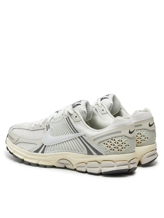 Nike Nike Sportcipők Zoom Vomero 5 HF0731 007 Szürke