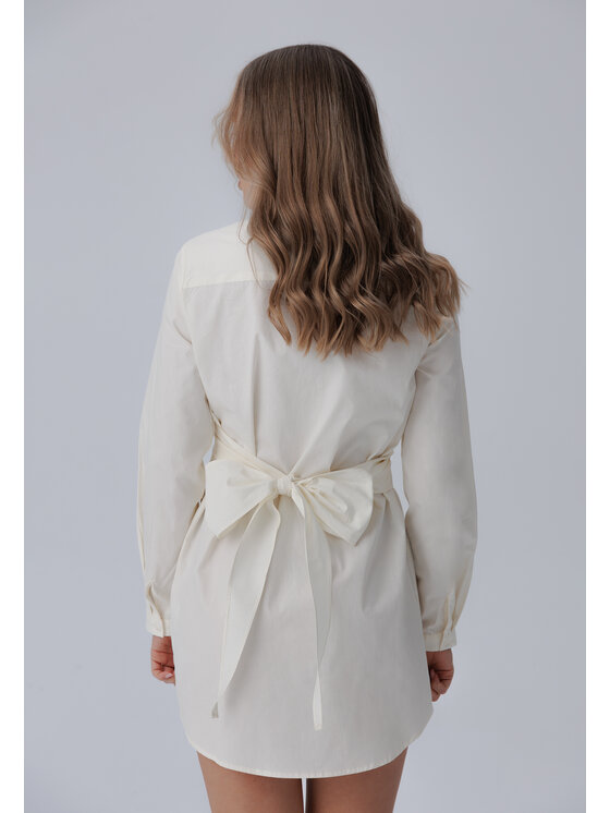 LAURELLA LAURELLA Každodenné šaty 4SS182 Biela Regular Fit