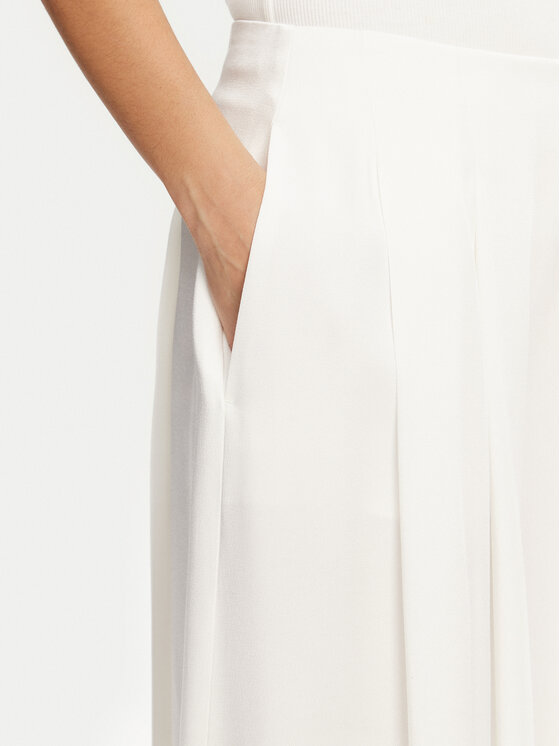 BOSS BOSS Palazzo kelnės Tetosa 50540618 Balta Relaxed Fit