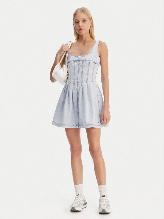 Tommy Jeans Tommy Jeans Дънкова рокля DW0DW22990 Светлосиньо Slim Fit