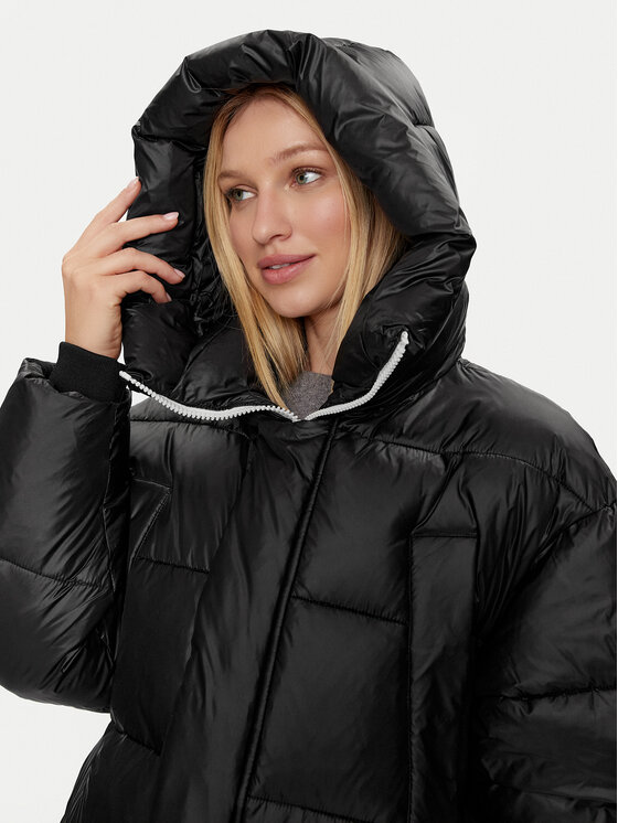 REPLAY REPLAY Зимно яке W7800.000.84198 Черен Oversize
