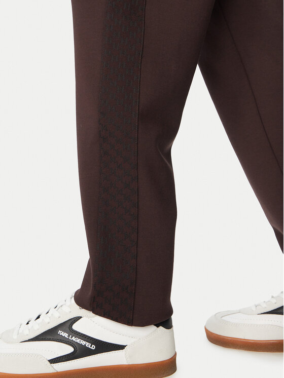 KARL LAGERFELD KARL LAGERFELD Teplákové nohavice 705012 564902 Tmavo hnedá Regular Fit