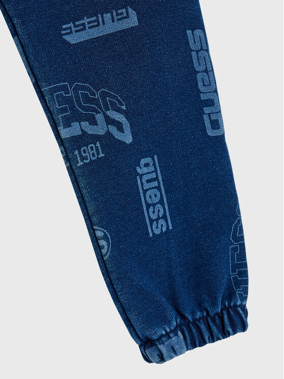 Guess Guess Σετ μπλουζάκι και παντελόνι I3RG08 K8HM3 Έγχρωμο Regular Fit