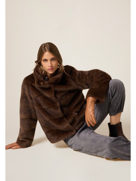 Oltre Oltre Płaszcz zimowy 8719R001286N032 Brązowy Boxy Fit