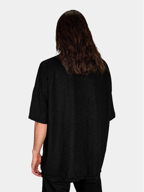 MADE BY SOCIETY MADE BY SOCIETY T-Shirt NOESIS - T17463 Czarny Basic Fit