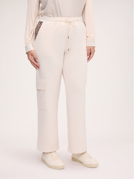 Fiorella Rubino Fiorella Rubino Pantaloni di tessuto P875L002487N0R2 Crema Regular Fit