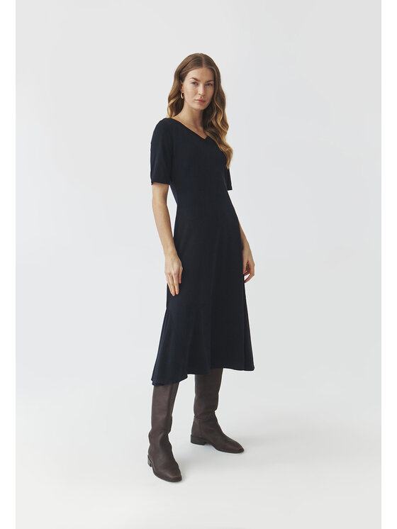 TATUUM TATUUM Úpletové šaty ARIA 2 Tmavomodrá Flare Fit