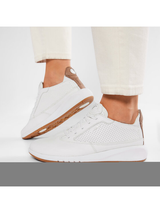 Geox Geox Snīkeri D Aerantis A D02HNA 00085 C1000 Balts