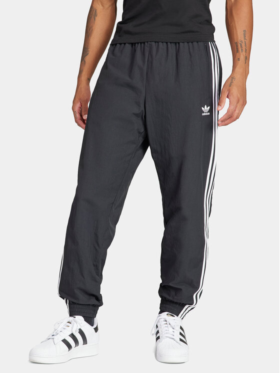 adidas adidas Melegítő alsó Adicolor Woven Firebird IT2501 Fekete Regular Fit