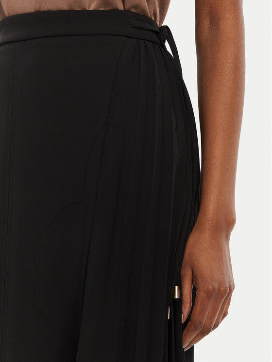 Rinascimento Rinascimento Midi sukně CFC0122491003 Černá Regular Fit