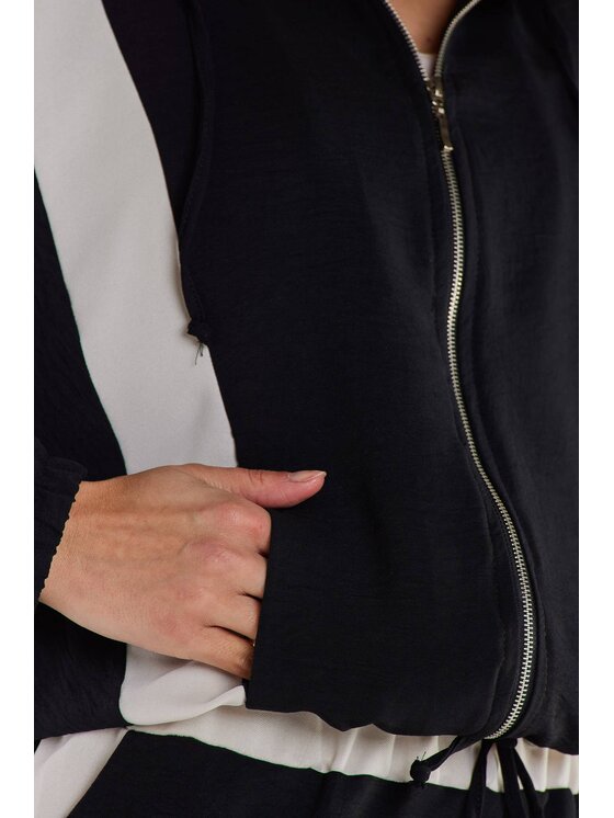 Awama Awama Bluza A495 Czarny Basic Fit