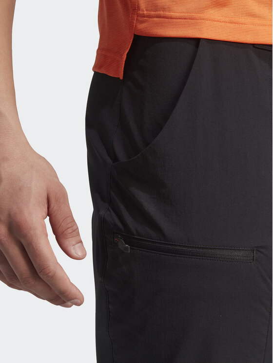 adidas adidas Παντελόνι φόρμας IB1119 Μαύρο Regular Fit