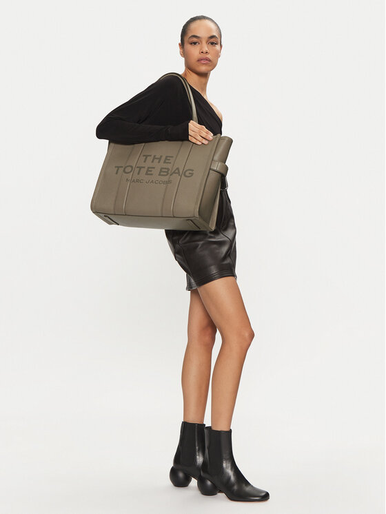 Marc Jacobs Marc Jacobs Torbica H020L01FA21 Smeđa