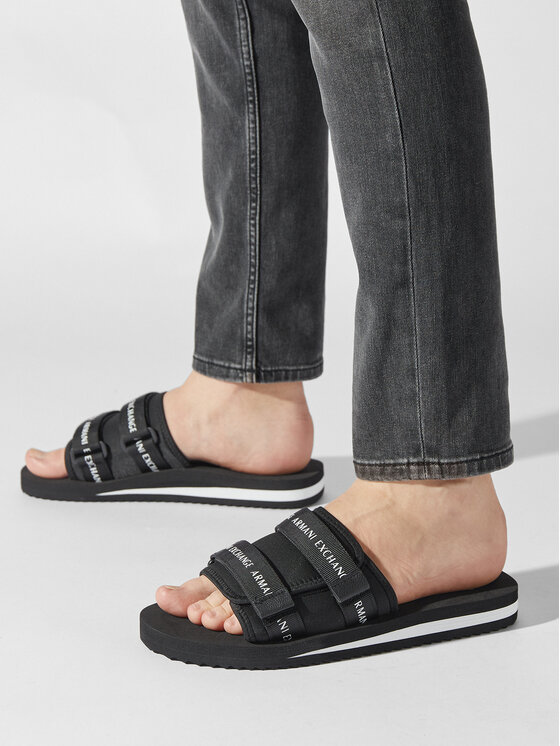 Armani Exchange Armani Exchange Šľapky XUP010 XV672 00002 Čierna