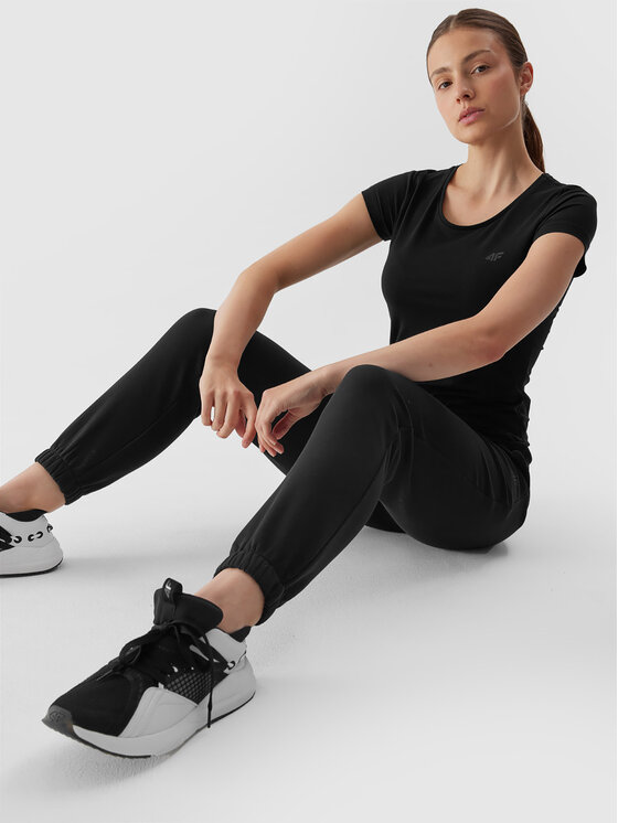 4F 4F Majica 4FAW23TTSHF0906 Črna Slim Fit