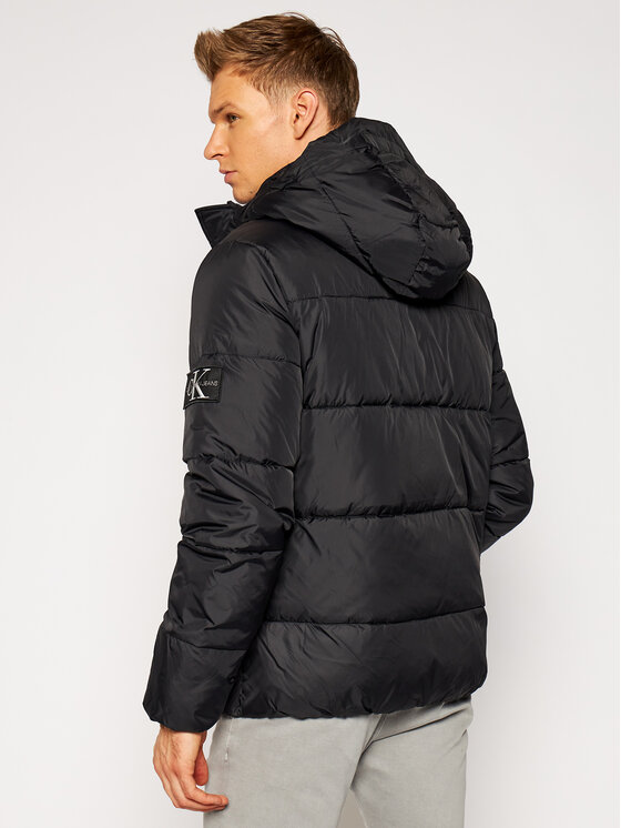 Calvin Klein Jeans Calvin Klein Jeans Зимова куртка J30J316055 Чорний Regular Fit