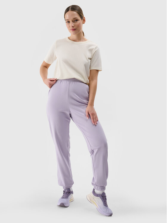 4F 4F Spodnie dresowe EASY WEAR Fioletowy jasny Regular Fit
