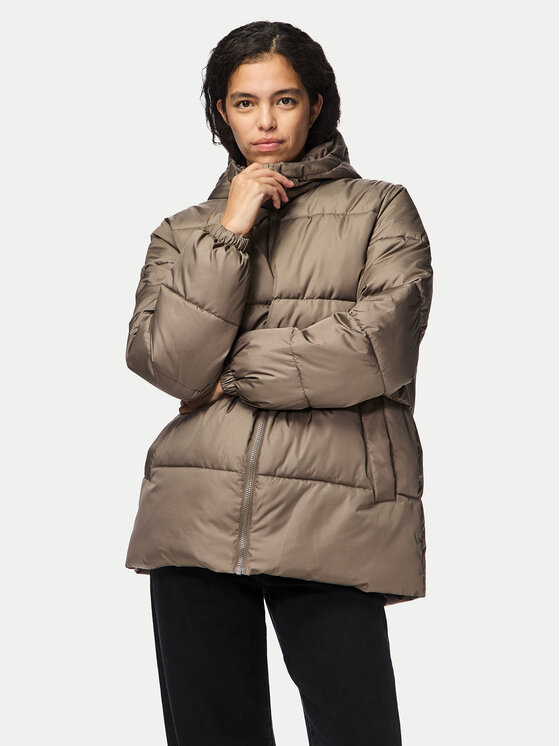 Pieces Pieces Зимно яке Maddie 17150938 Бежов Relaxed Fit