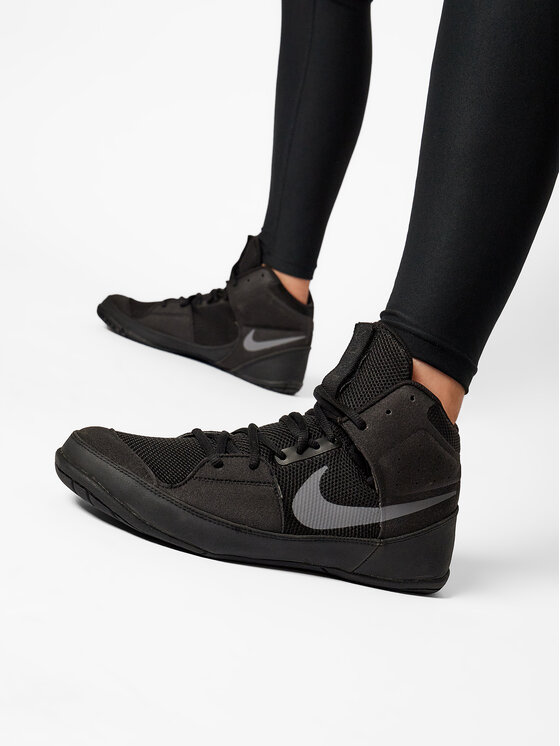 Nike Nike Încălțăminte pentru box Fury A02416 010 Negru