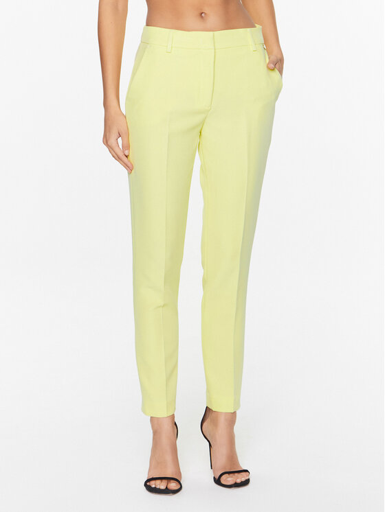 Liu Jo Liu Jo Hlače iz tkanine CA3235 T2200 Rumena Slim Fit
