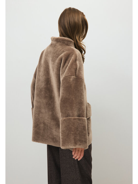 BIZUU BIZUU Futro WINTER WARM FLUFFY FUR Beżowy Standard Fit