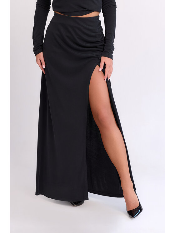 MANDRAGORA MANDRAGORA Sukňa Luna Čierna Basic Fit