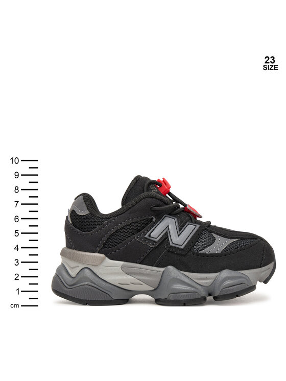 New Balance New Balance Sneakersy IV9060BK Czarny
