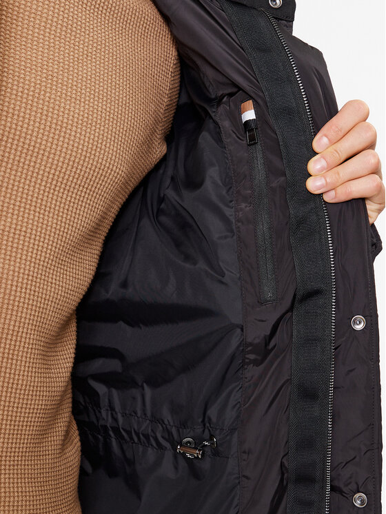 BOSS BOSS Žieminė striukė Celinto 50497841 Juoda Regular Fit
