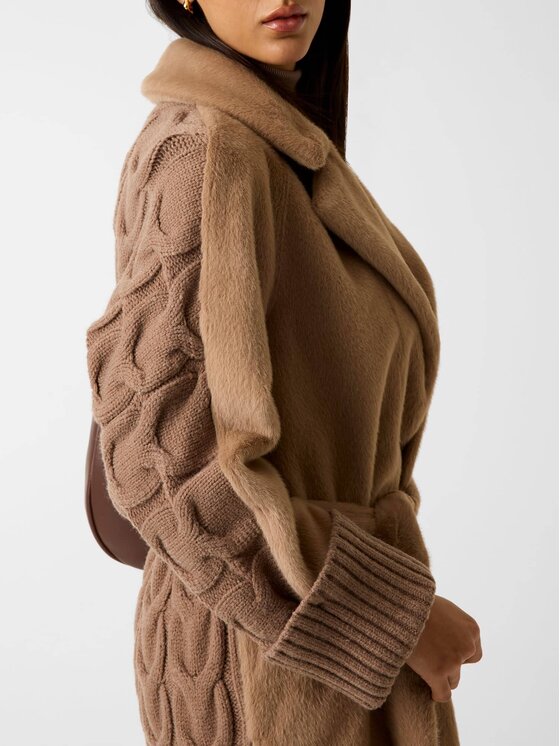 Guess Guess Giacca di transizione 179846 Marrone Classic Fit