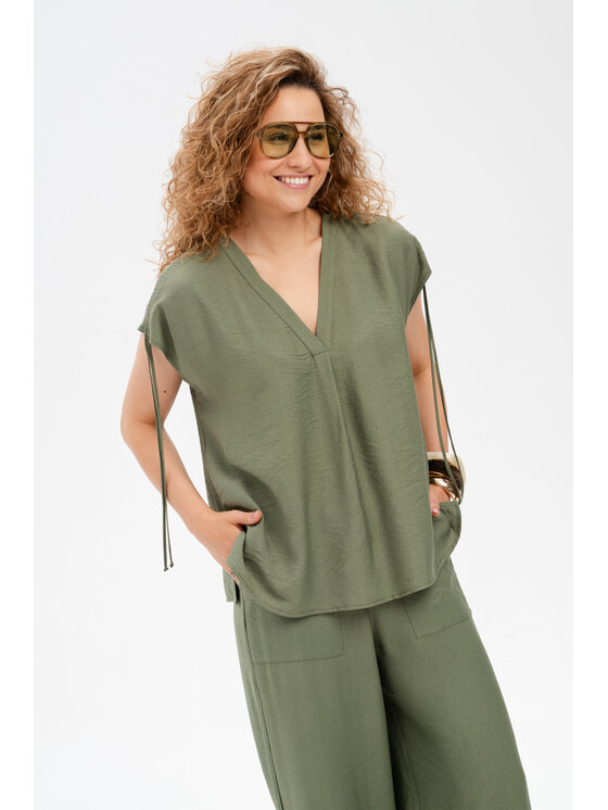 blue shadow blue shadow Bluzka Alis Khaki Regular Fit