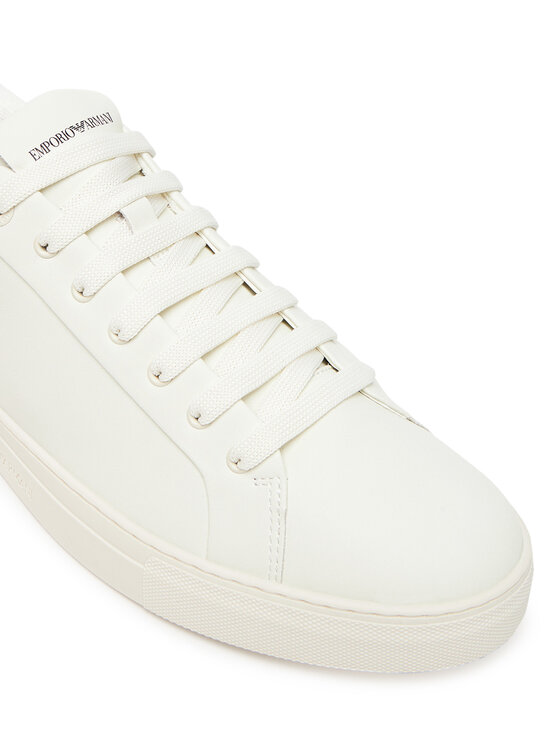 Emporio Armani Emporio Armani Sneakersy EM003844 AF20004 U0003 Biały
