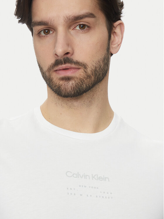 Calvin Klein Calvin Klein T-Shirt Editorial Logo K10K114172 Bílá Regular Fit