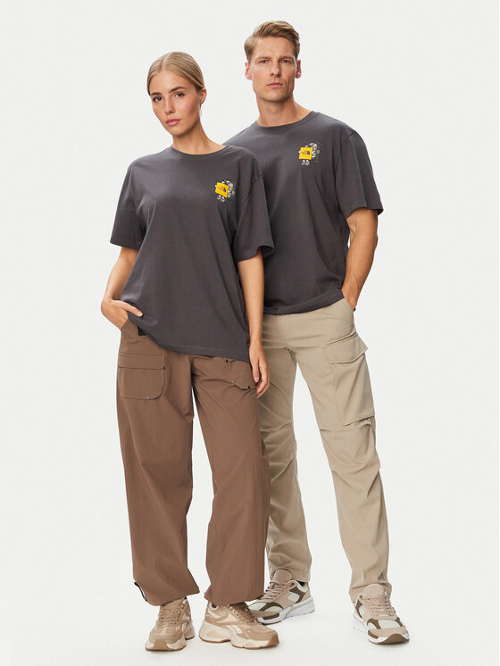 The North Face The North Face T-Shirt Gear Up Get Out NF0A8JB4 Σκούρο γκρι Regular Fit