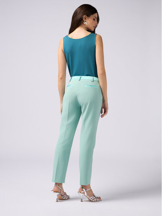 Oltre Oltre Pantaloni di tessuto P055R008538N015 Turchese Regular Fit