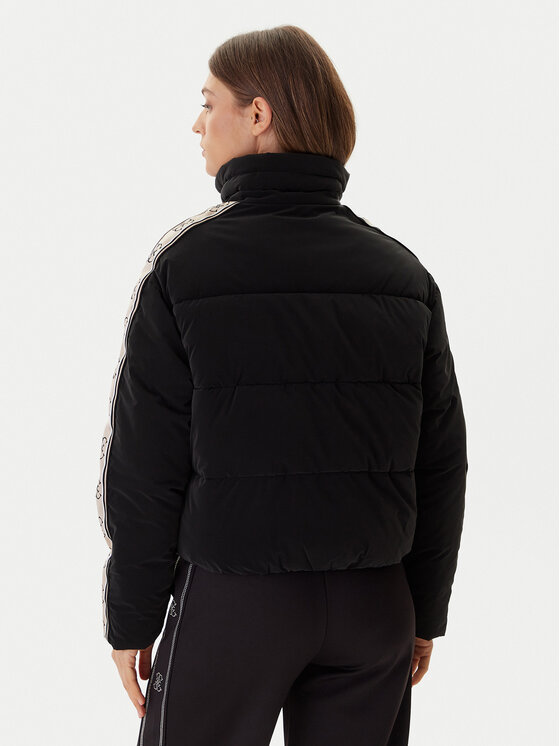 Guess Guess Giubbotto invernale V5BL11 WGYC2 Nero Regular Fit