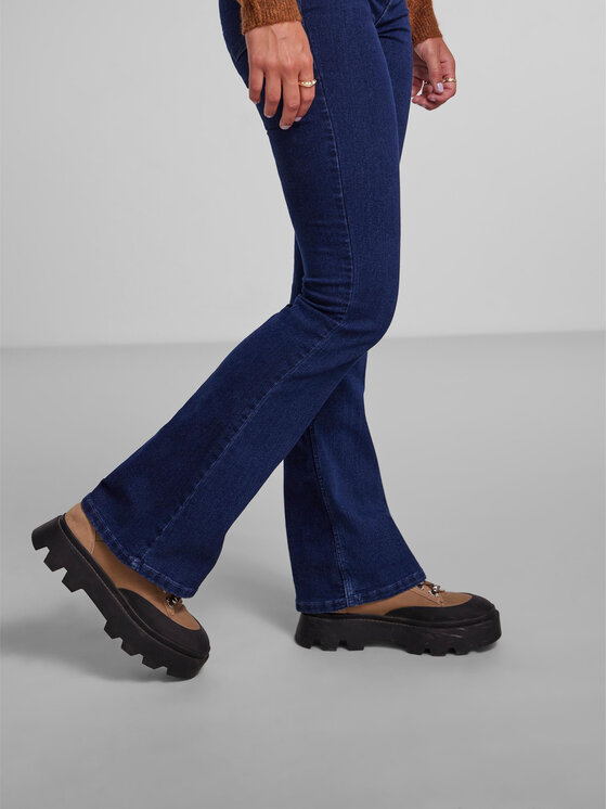 Pieces Pieces Traperice 17127256 Tamnoplava Flared Fit