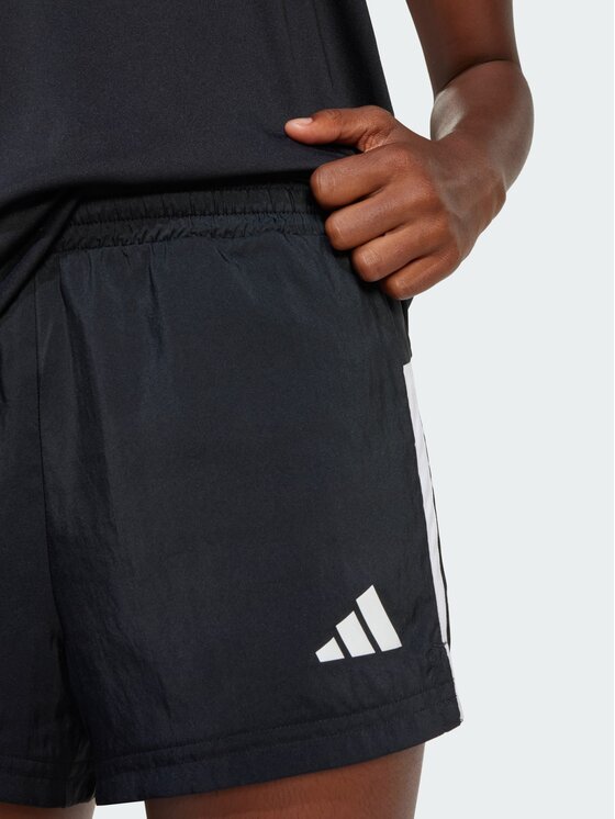 adidas adidas Szorty materiałowe 139963 Czarny Regular Fit