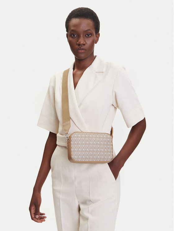 Coccinelle Coccinelle Handtasche E5 SWJ 55 I1 01 Beige