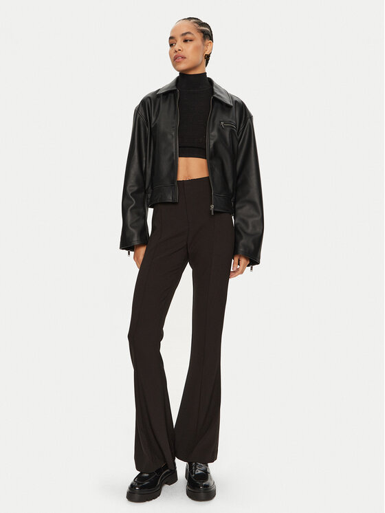 Gina Tricot Gina Tricot Műbőr dzseki 23136 Fekete Loose Fit