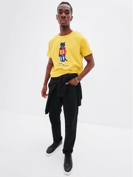 CAT by maniita lacitta CAT by maniita lacitta T-Shirt Printed men's t-shirt with CAT Żółty Regular Fit