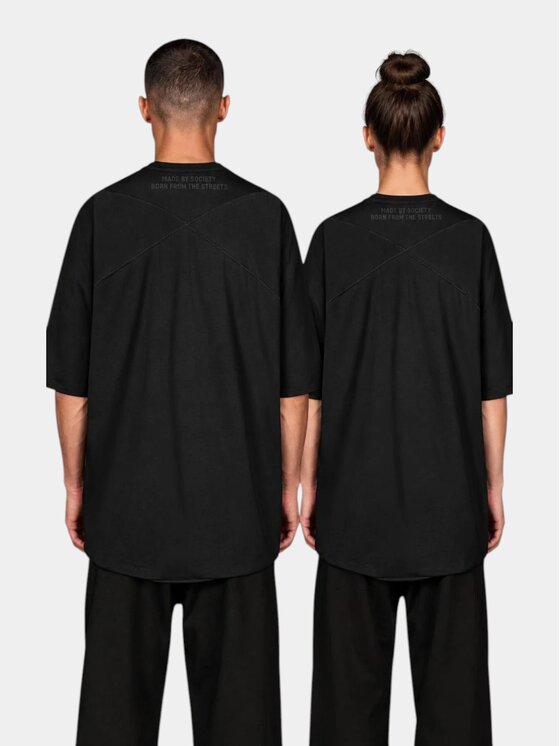 MADE BY SOCIETY MADE BY SOCIETY T-Shirt Crossline BORN FROM THE STREETS - T18042 Czarny Basic Fit