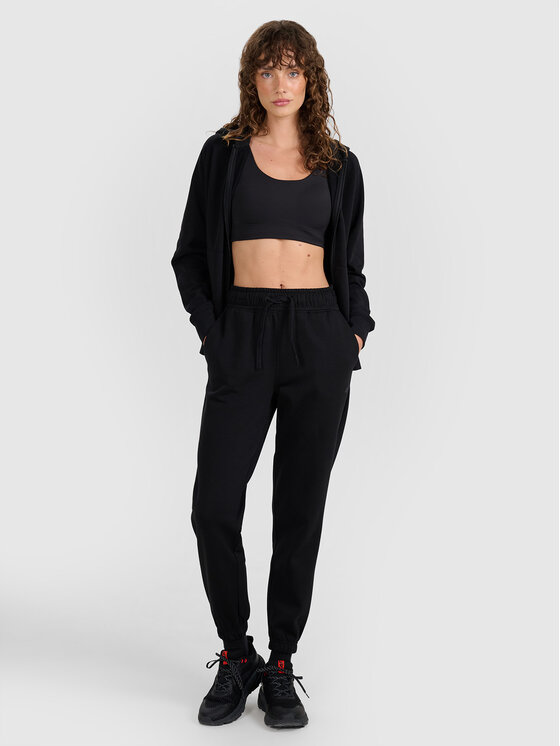 4F 4F Spodnie dresowe NOS Czarny Regular Fit