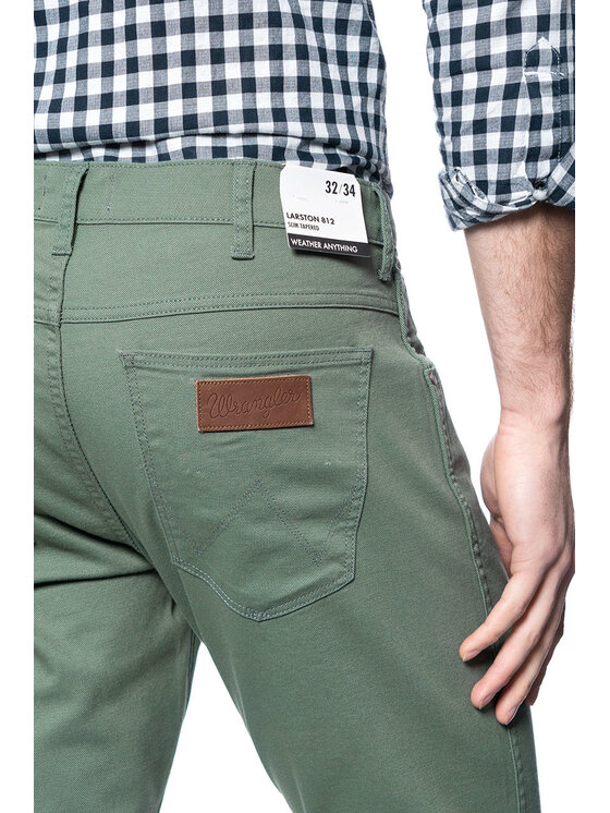 Wrangler Wrangler Pantaloni di tessuto LARSTON Verde Slim Fit